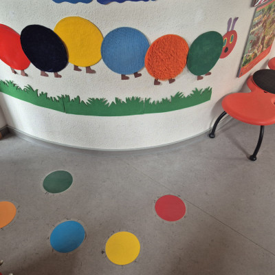 Unsere Fühlraupe Nimmersatt